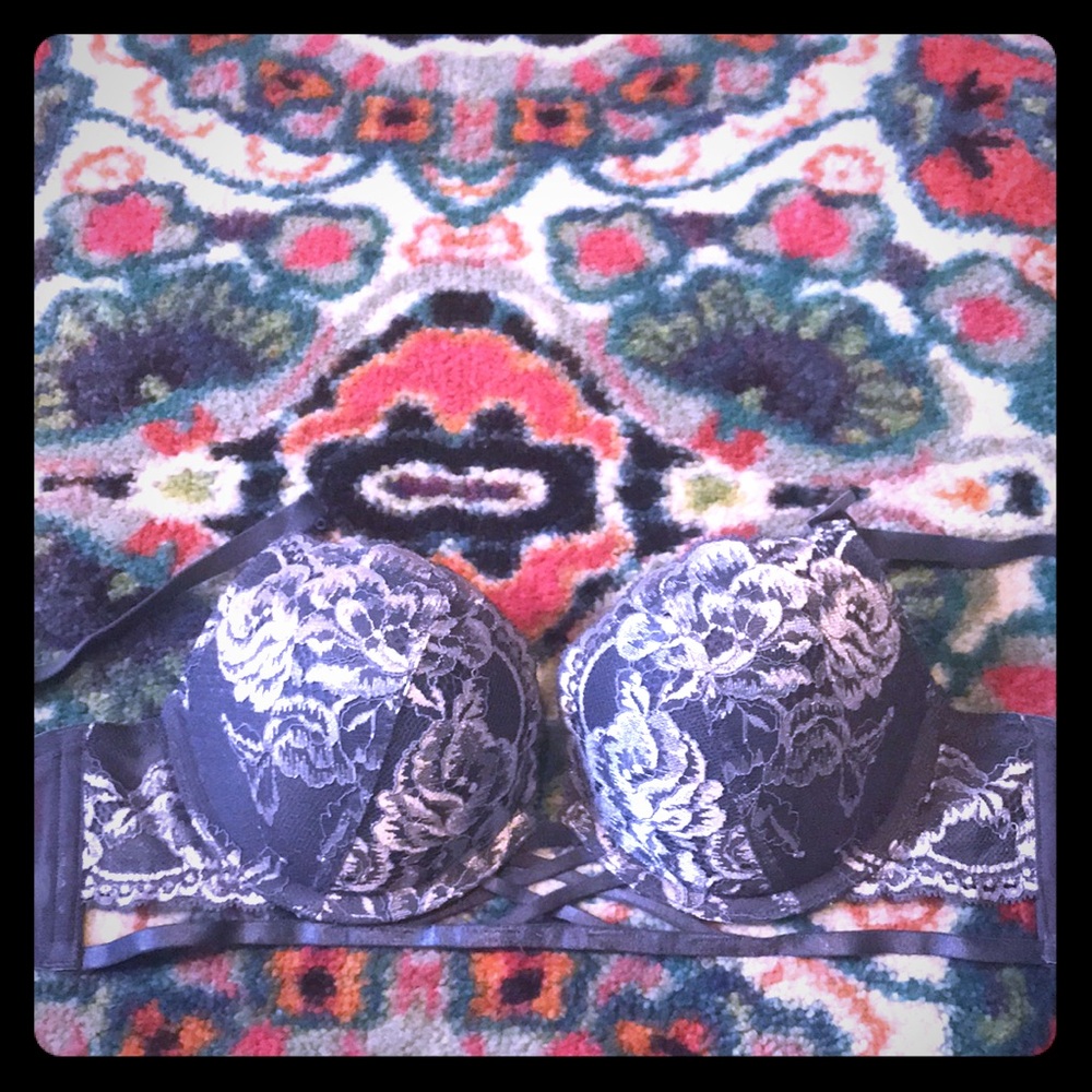 NWT La SENZA Lace Push-up Bra